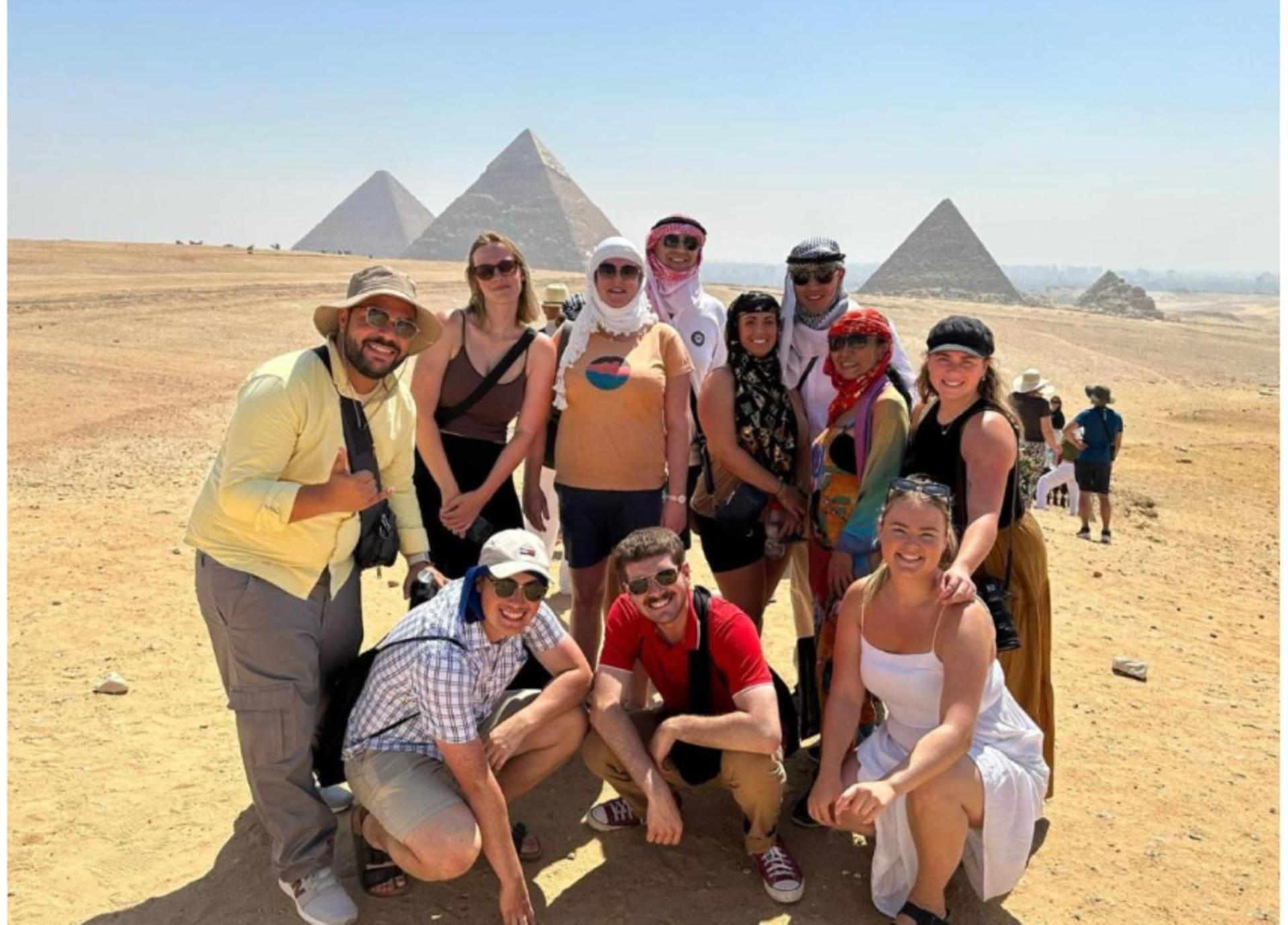 Egyptus Pyramids Inn Cairo Exterior photo